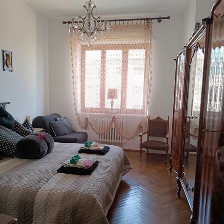 Giaveno, Apartment "Margherite" A Pochi Passi Dal Centro, Wifi Eksteriør billede