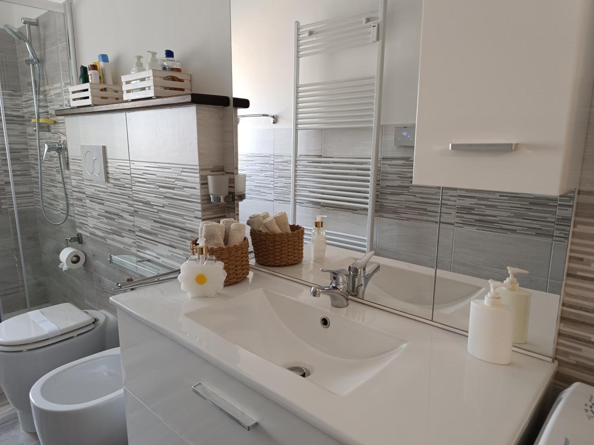 Giaveno, Apartment "Margherite" A Pochi Passi Dal Centro, Wifi Eksteriør billede